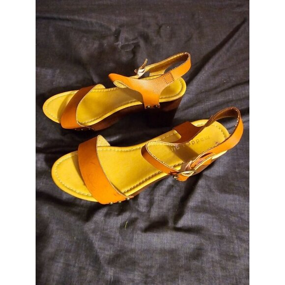 Madden Girl Brown Wooded Heels Sandals Ankle Strap Lifft Style Size 10 - Picture 1 of 5